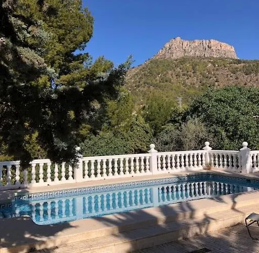 Casa Con Piscina *
