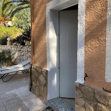 Casa Con Piscina * カルプ